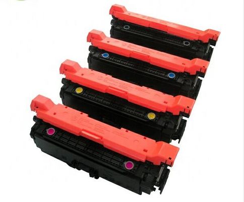 10500ページAAA Laserjetの印刷物のカートリッジ CM3530 CP3525N/DN