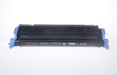 OEM は  2600n 1600 2605dn CM1015 MFP のための Q6000A  色のトナー カートリッジを殻から取り出します