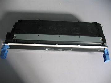 645A カラートナーカートリッジ C9730A 9731A 9732A 9733A HPレーザージェット5500に使用